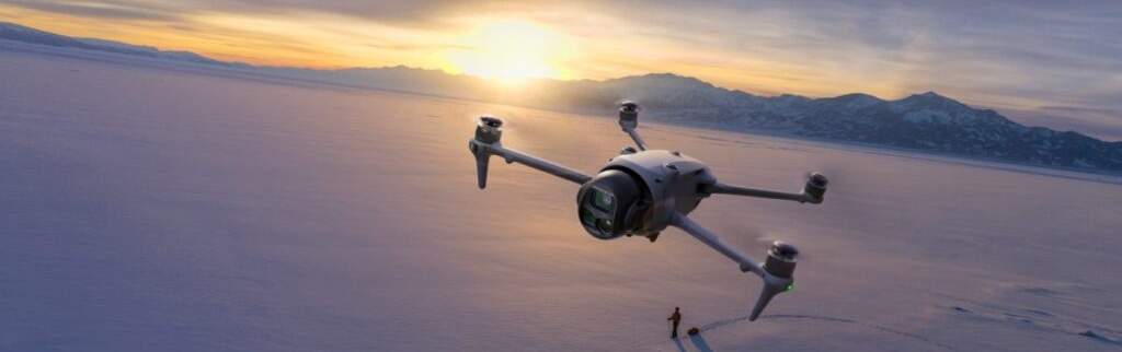 dji-mavic-4-pro-in-flight1