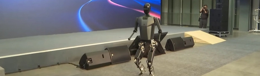 running-robot